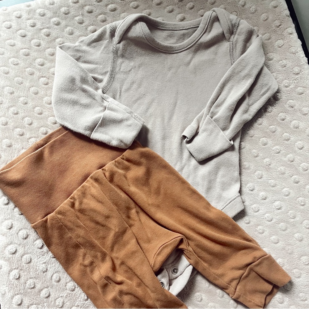 brown baby outfit 🐻